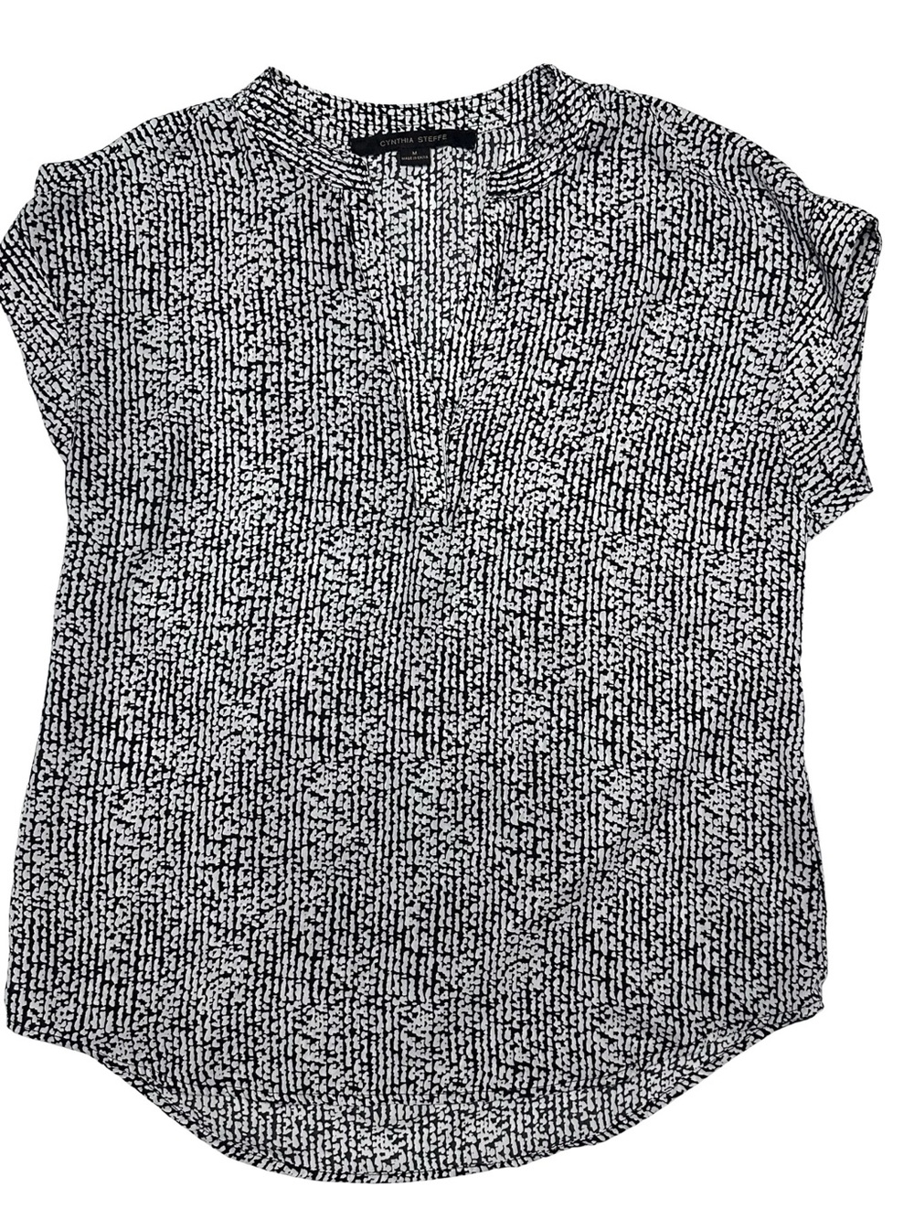 Cynthia Steffe Black & White Short Sleeve Textured Knit Top